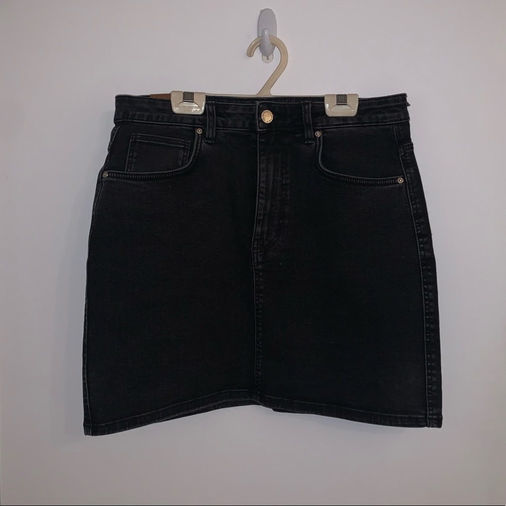 ⭐️HOST PICK⭐️ [L]👗ZARA black denim skirt